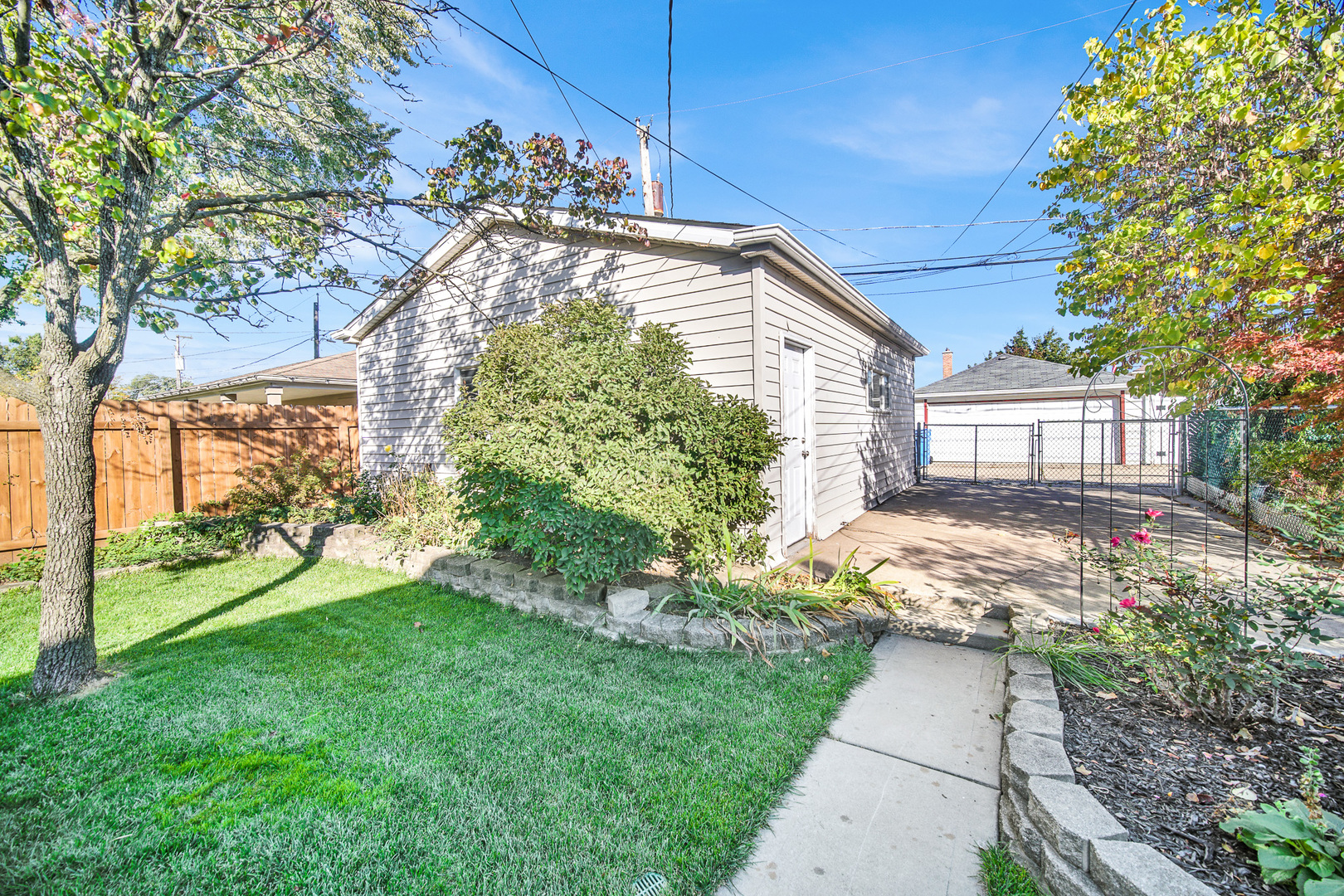 3812 W 109th Place, Chicago, IL 60655