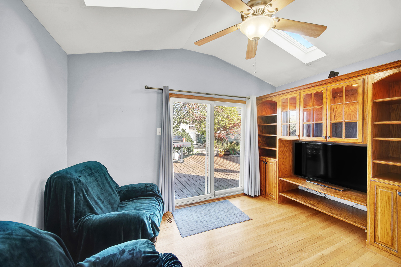 3812 W 109th Place, Chicago, IL 60655