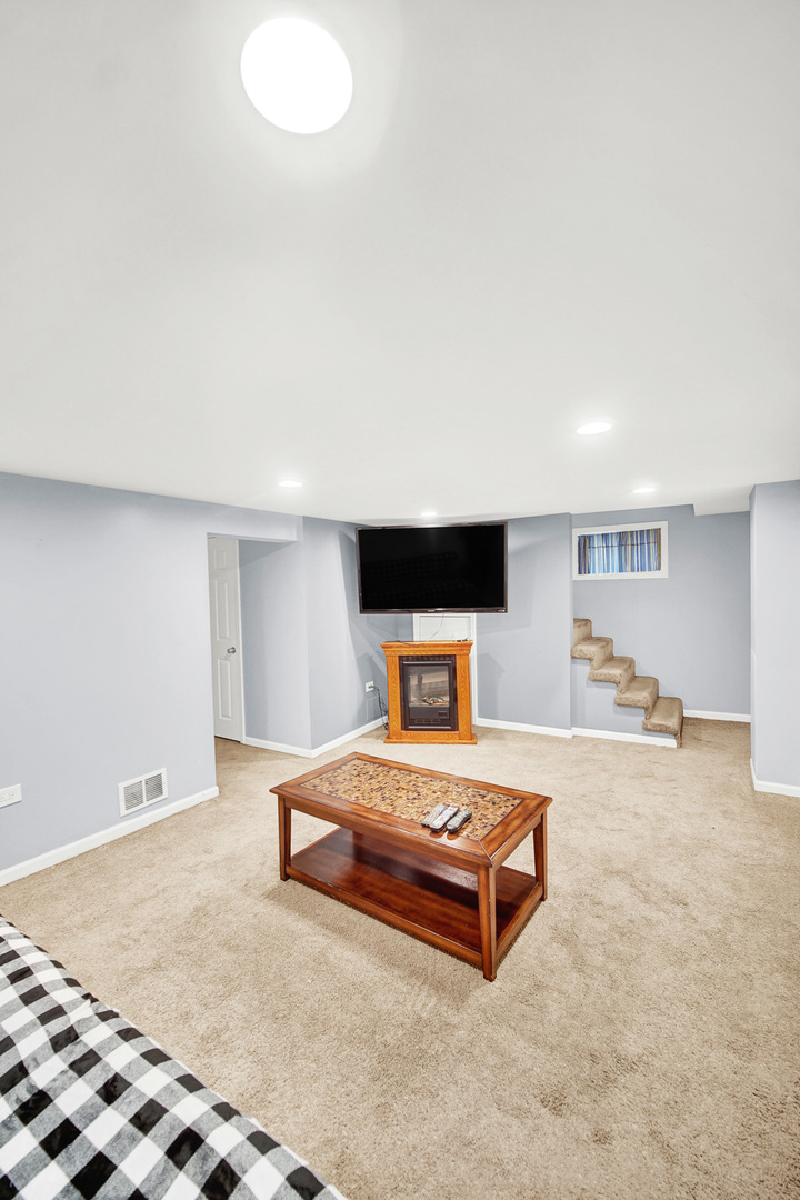 3812 W 109th Place, Chicago, IL 60655