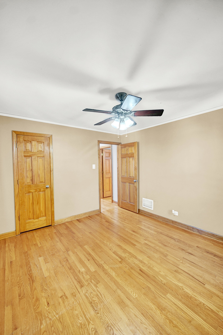 3812 W 109th Place, Chicago, IL 60655