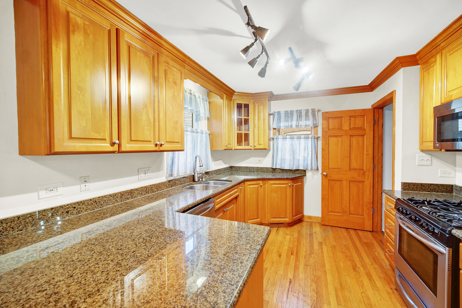 3812 W 109th Place, Chicago, IL 60655