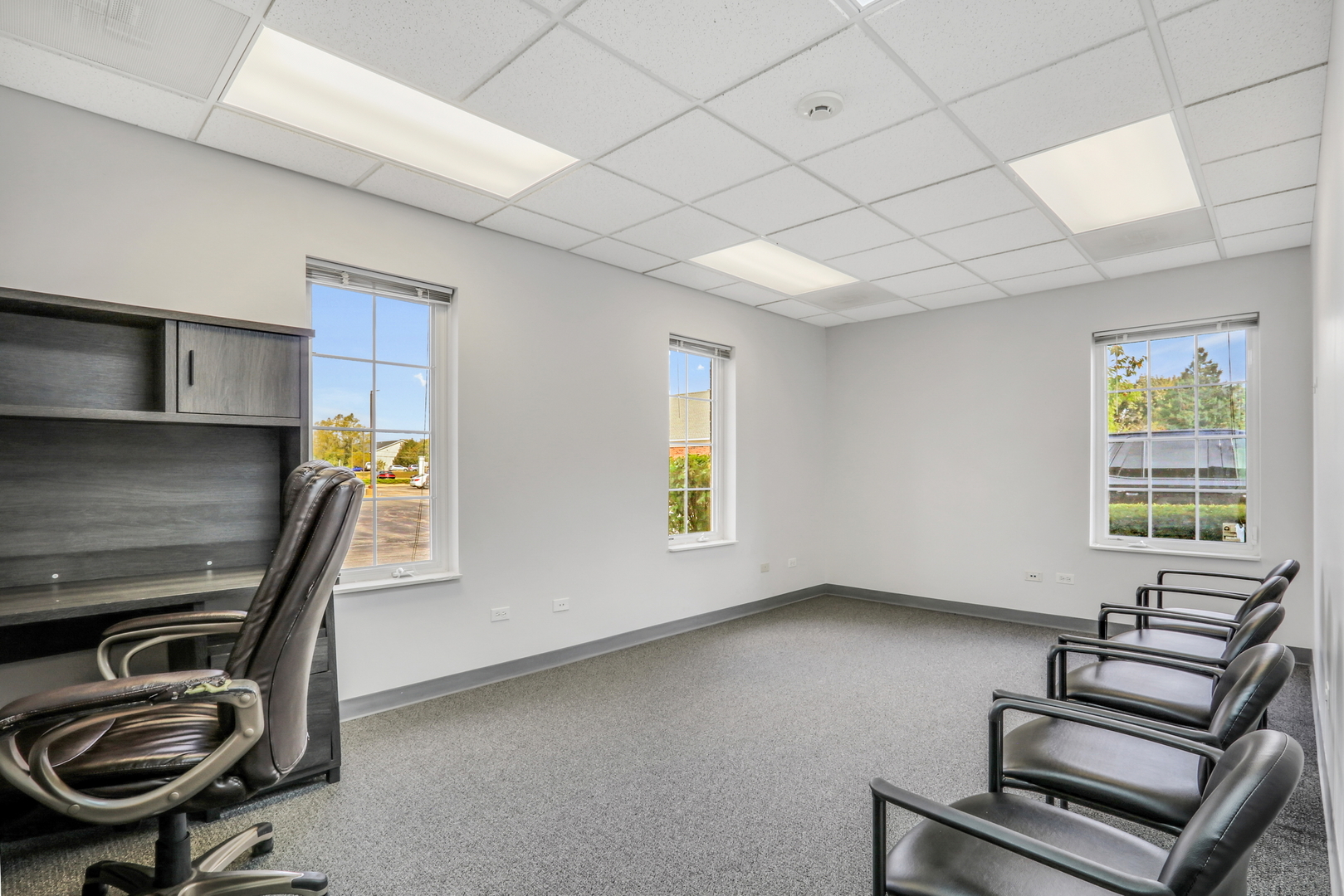 5455 Grand Avenue #301, Gurnee, IL 60031