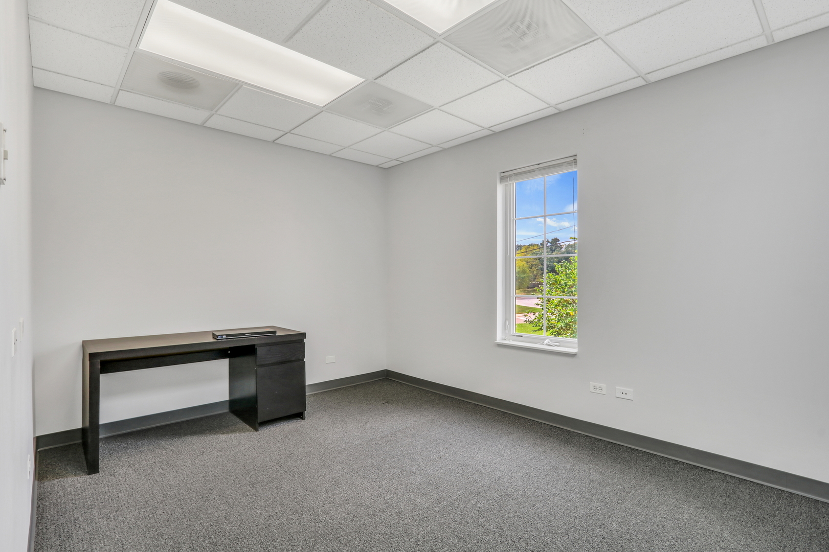 5455 Grand Avenue #301, Gurnee, IL 60031