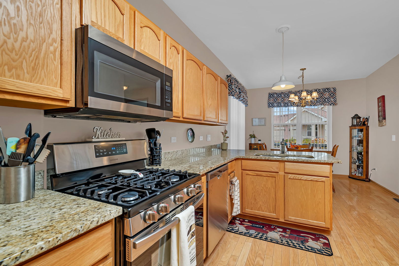 21476 Mays Lake Court, Crest Hill, IL 60403