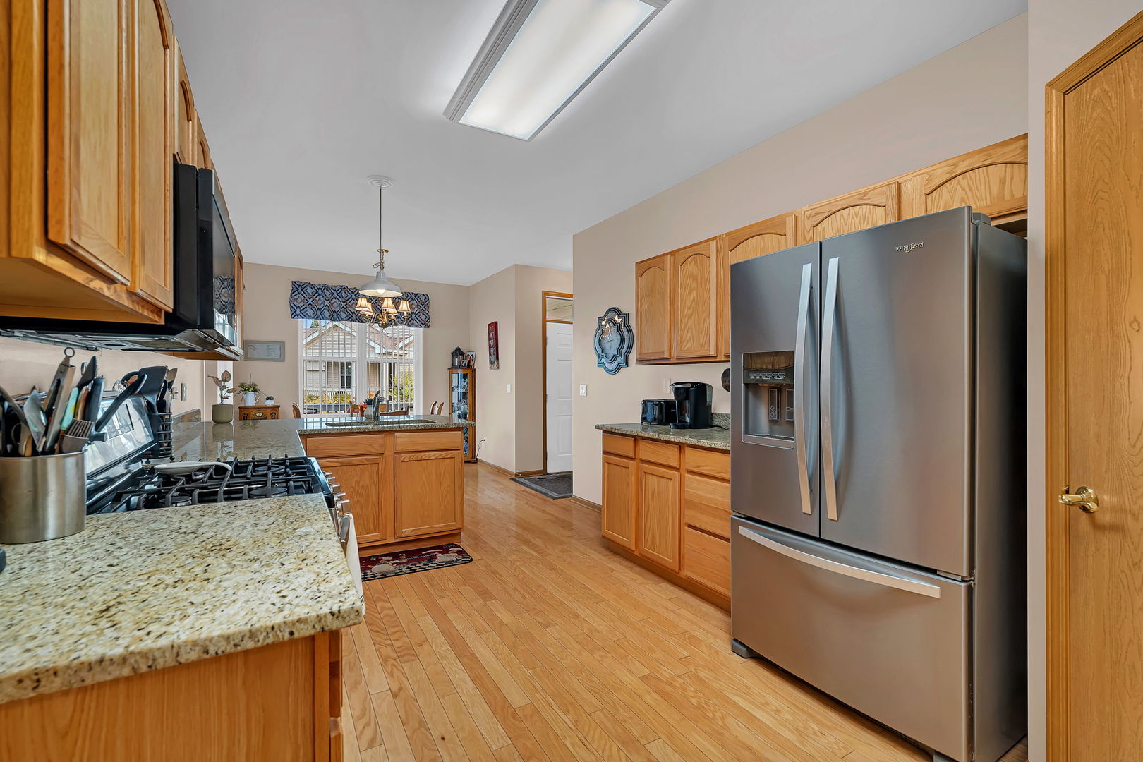 21476 Mays Lake Court, Crest Hill, IL 60403