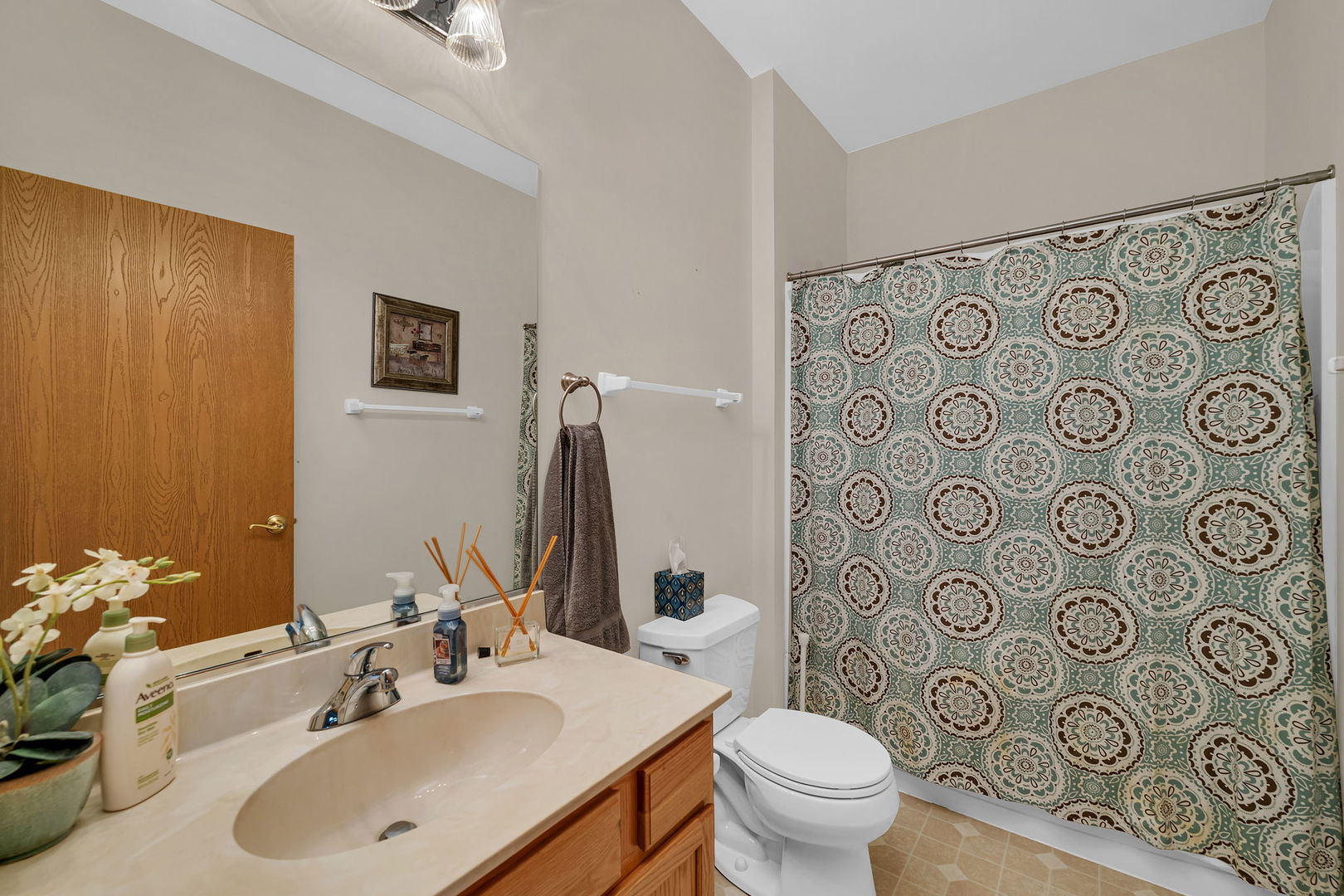 21476 Mays Lake Court, Crest Hill, IL 60403