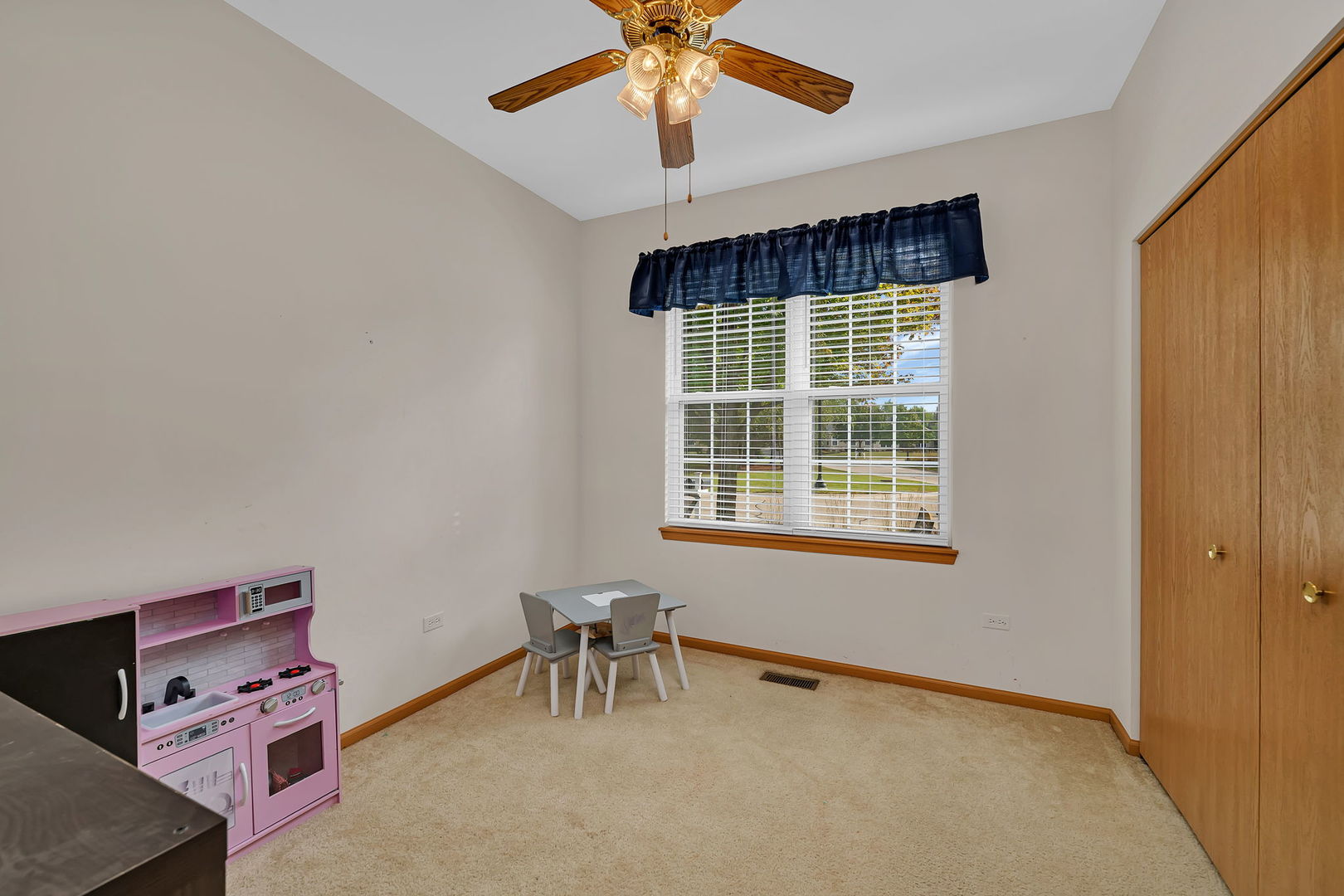 21476 Mays Lake Court, Crest Hill, IL 60403