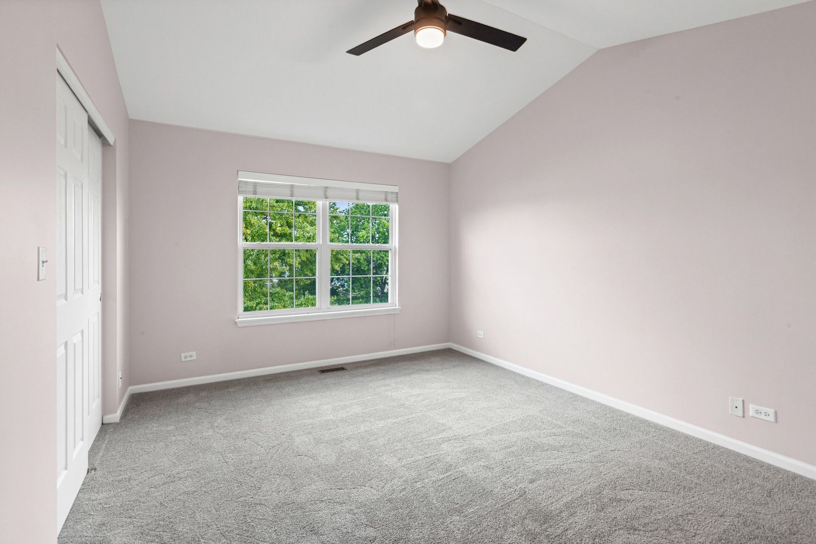 2365 Overlook Court, Naperville, IL 60563