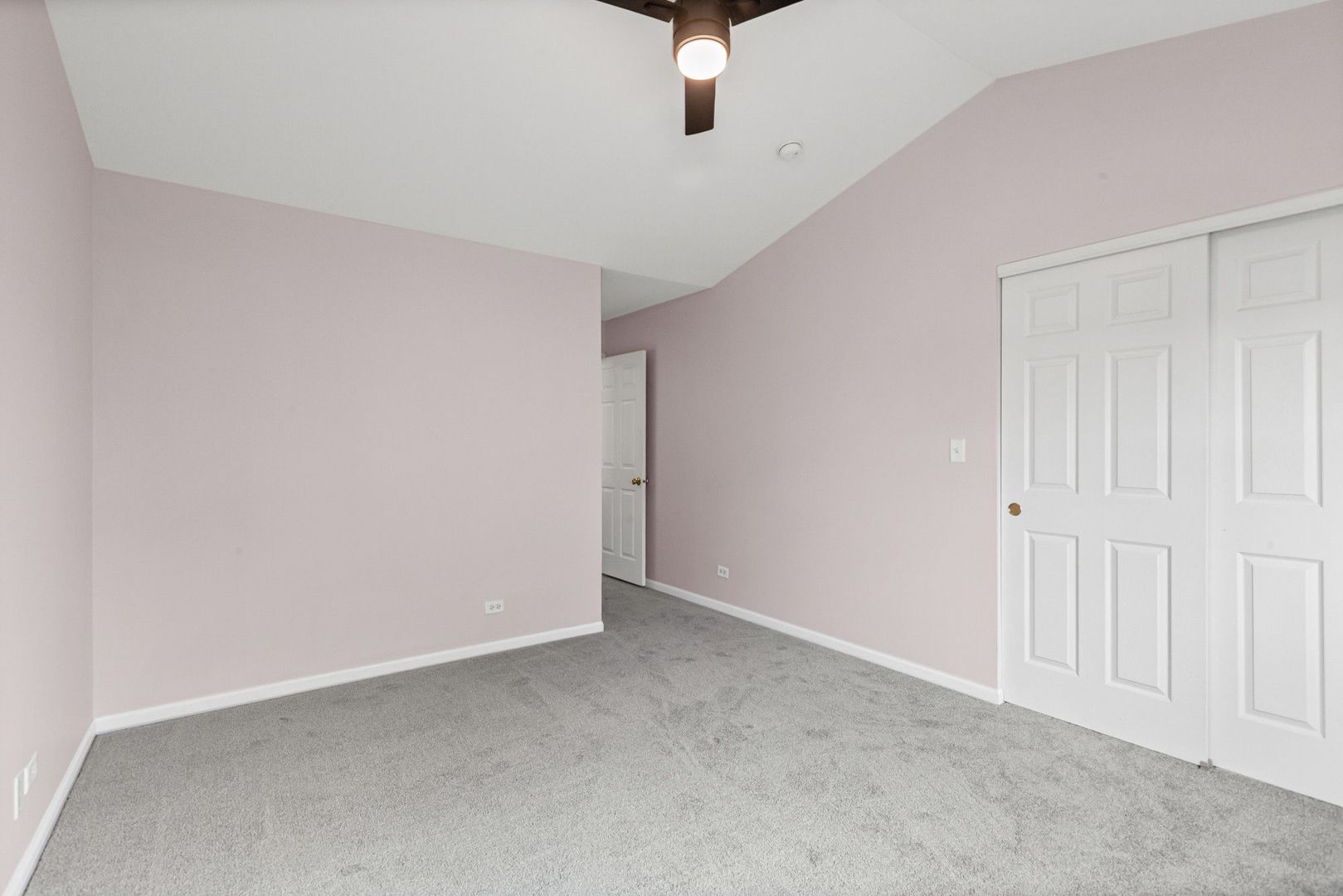2365 Overlook Court, Naperville, IL 60563