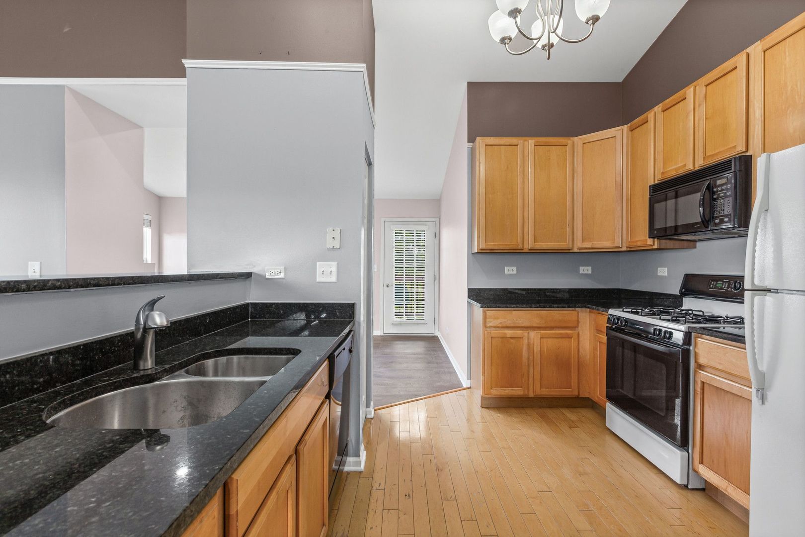 2365 Overlook Court, Naperville, IL 60563