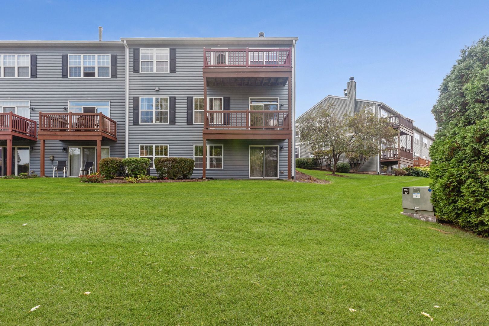2365 Overlook Court, Naperville, IL 60563