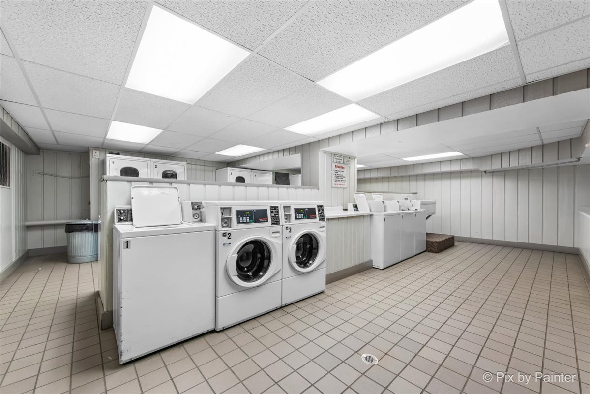16 E Old Willow Road #417S, Prospect Heights, IL 60070