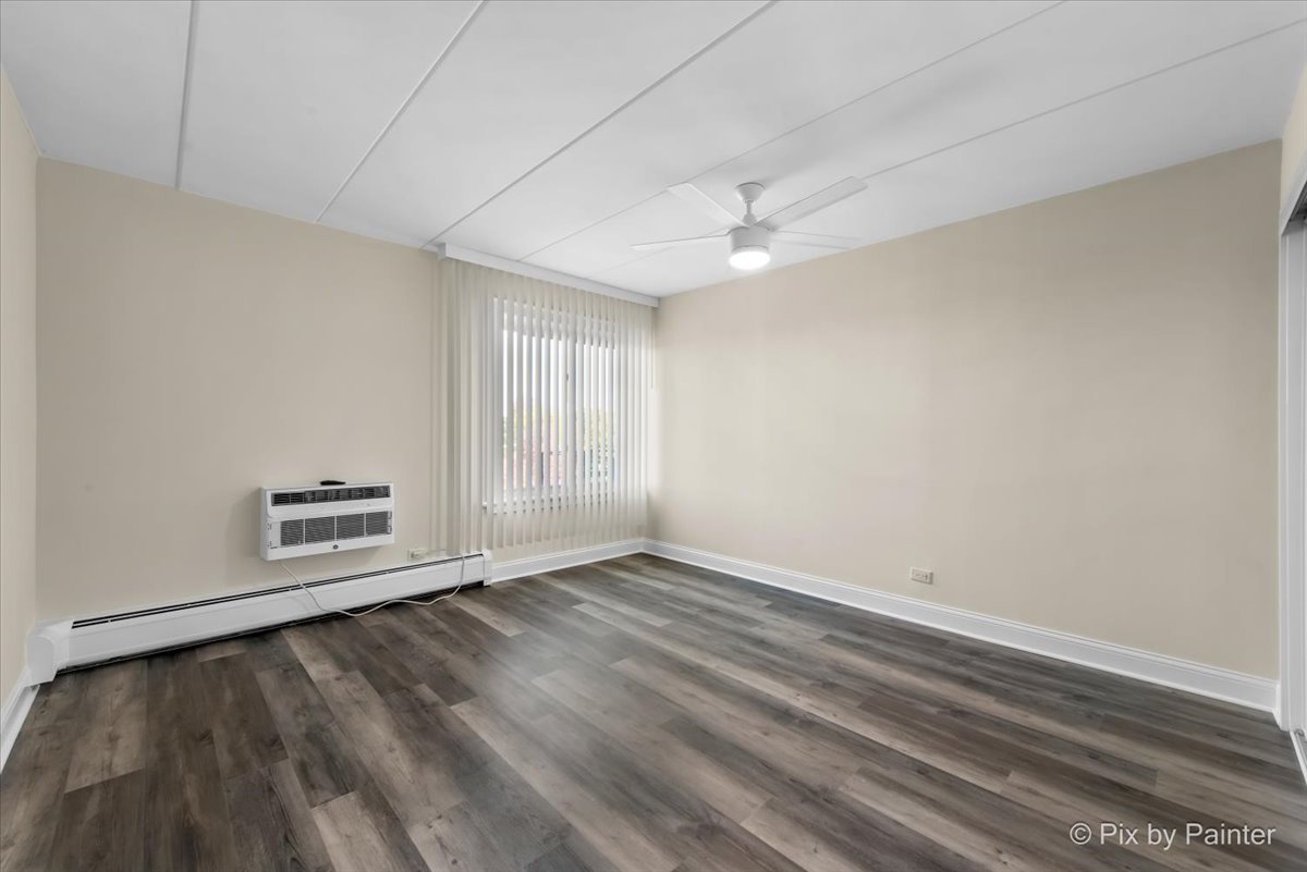 16 E Old Willow Road #417S, Prospect Heights, IL 60070