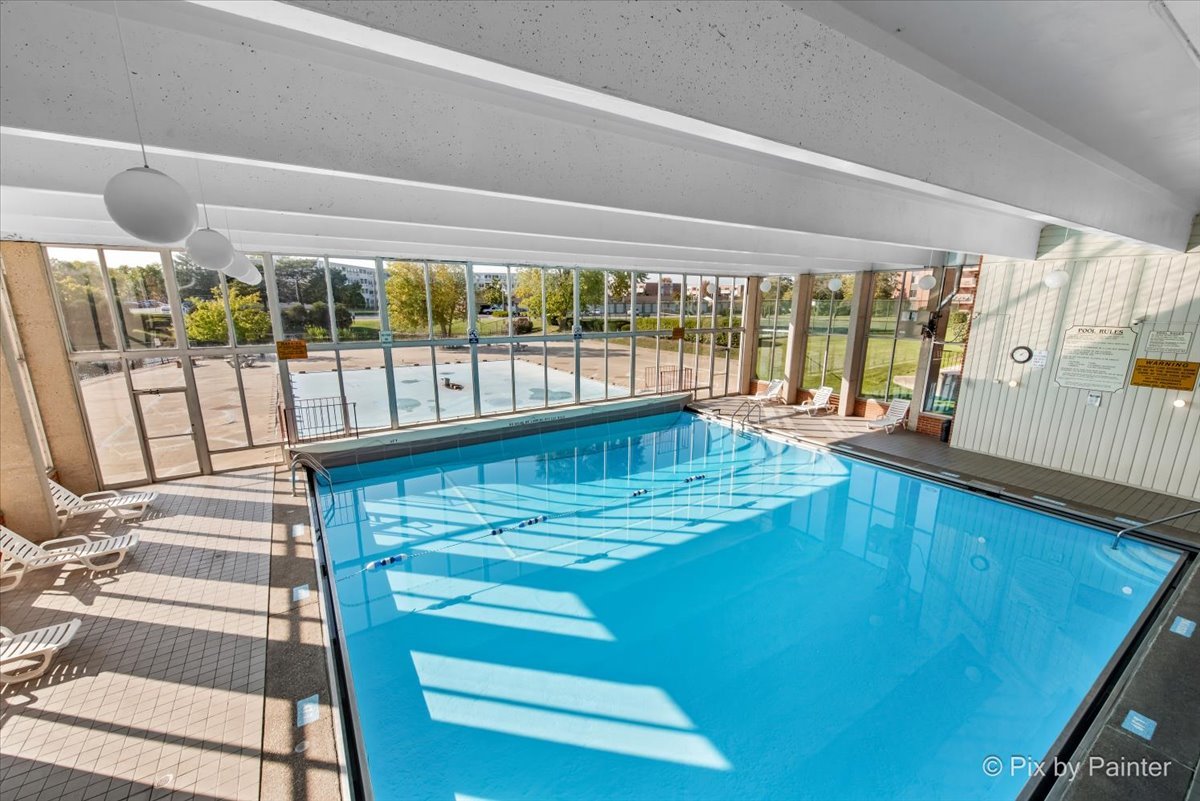 16 E Old Willow Road #417S, Prospect Heights, IL 60070