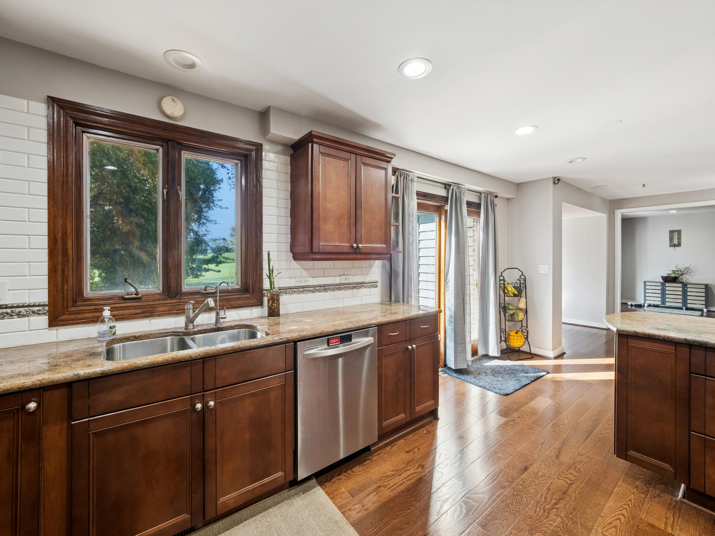 152 S Ela Road, Barrington, IL 60010