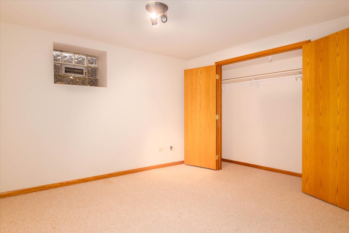 12751 S 100th Avenue, Palos Park, IL 60464