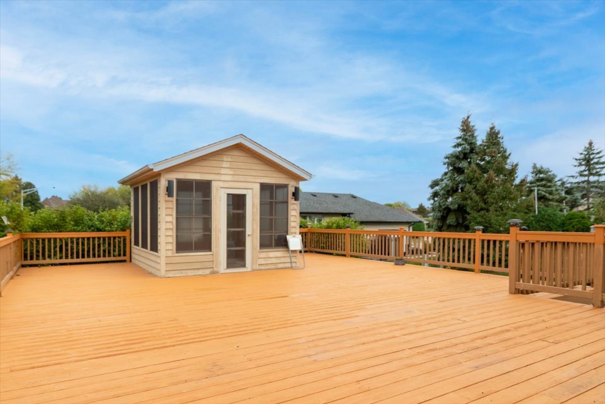 12751 S 100th Avenue, Palos Park, IL 60464