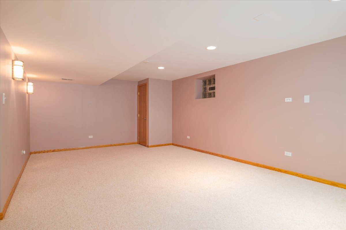 12751 S 100th Avenue, Palos Park, IL 60464