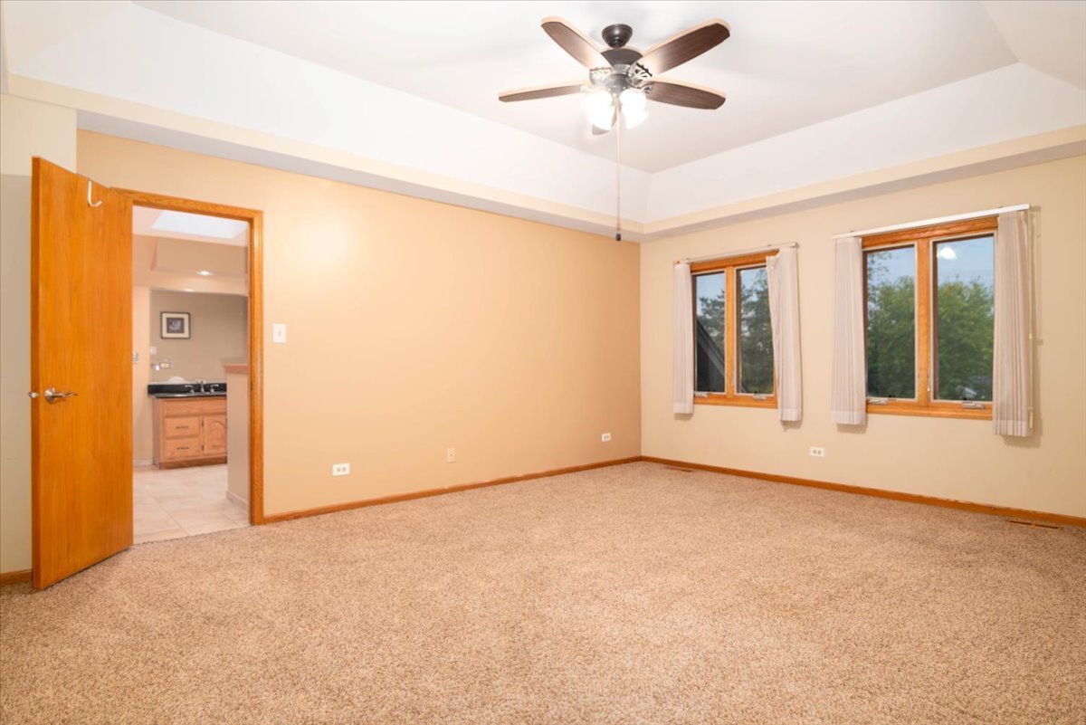 12751 S 100th Avenue, Palos Park, IL 60464