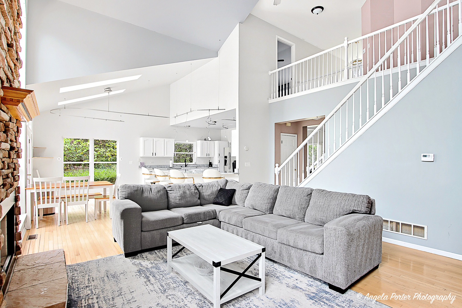 235 E Grand Avenue, Fox Lake, IL 60020