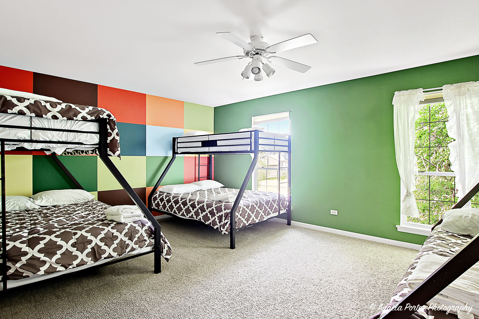 235 E Grand Avenue, Fox Lake, IL 60020