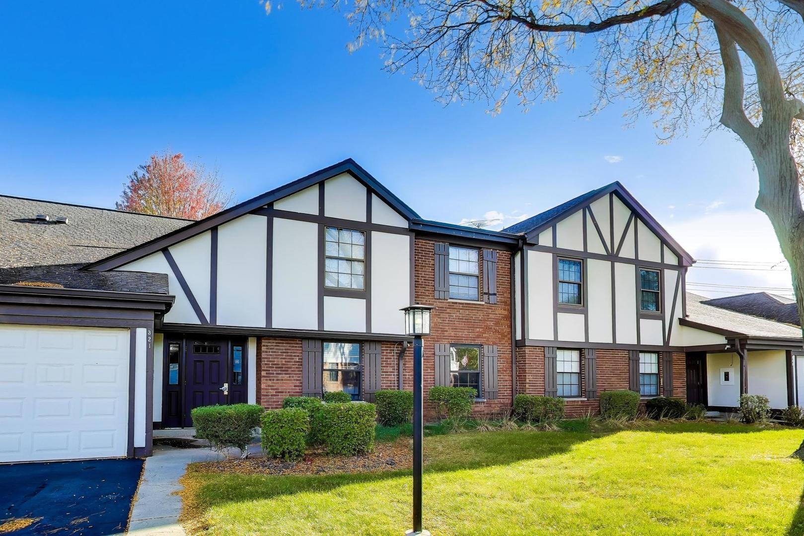 321 Woodbury Court #D2, Schaumburg, IL 60193