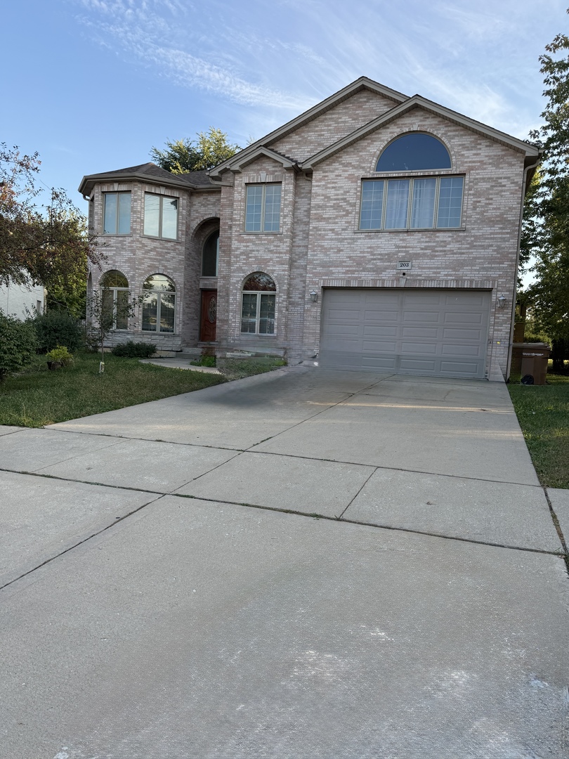 203 Ahmed Court, Glendale Heights, IL 60139