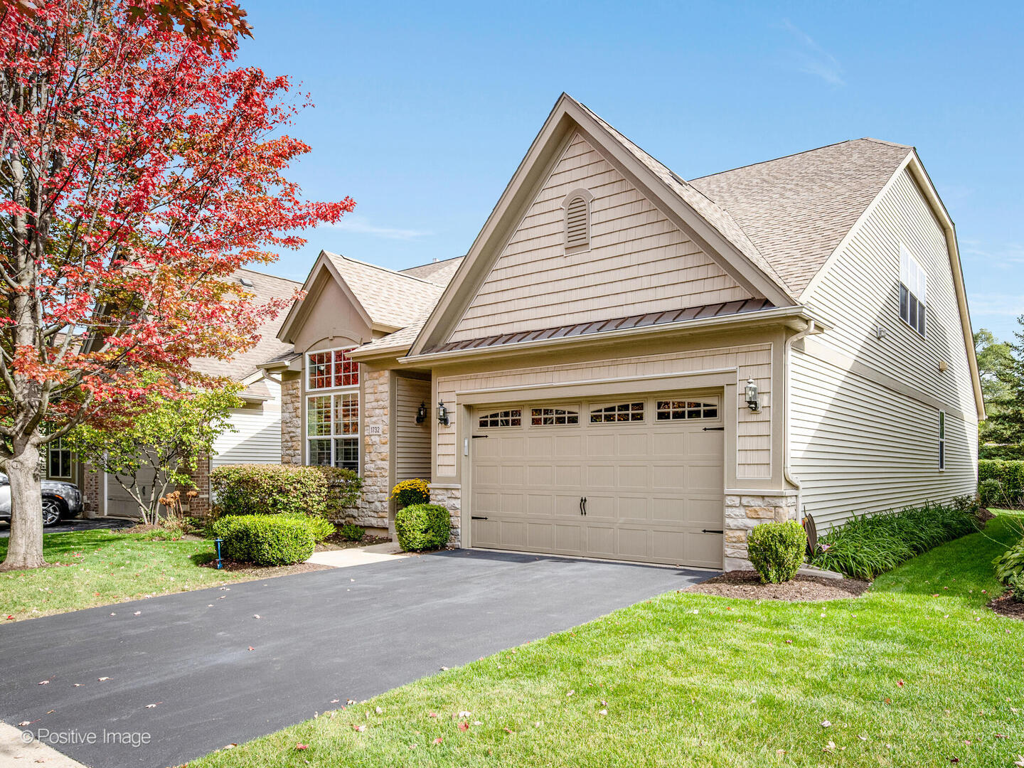 1732 Briarheath Drive, Aurora, IL 60505
