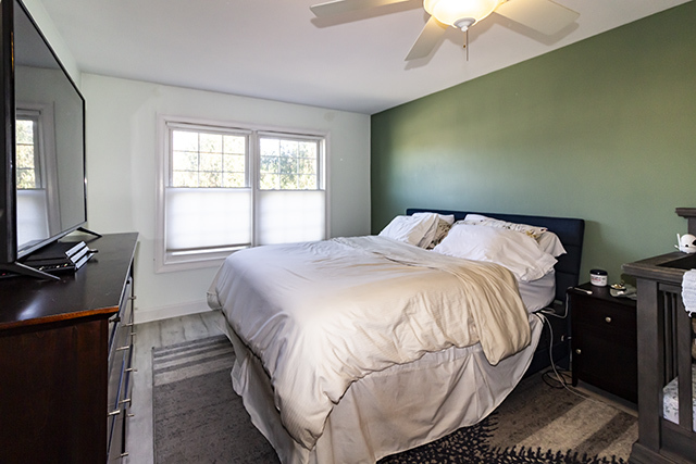 936 Chase Court, Gurnee, IL 60031