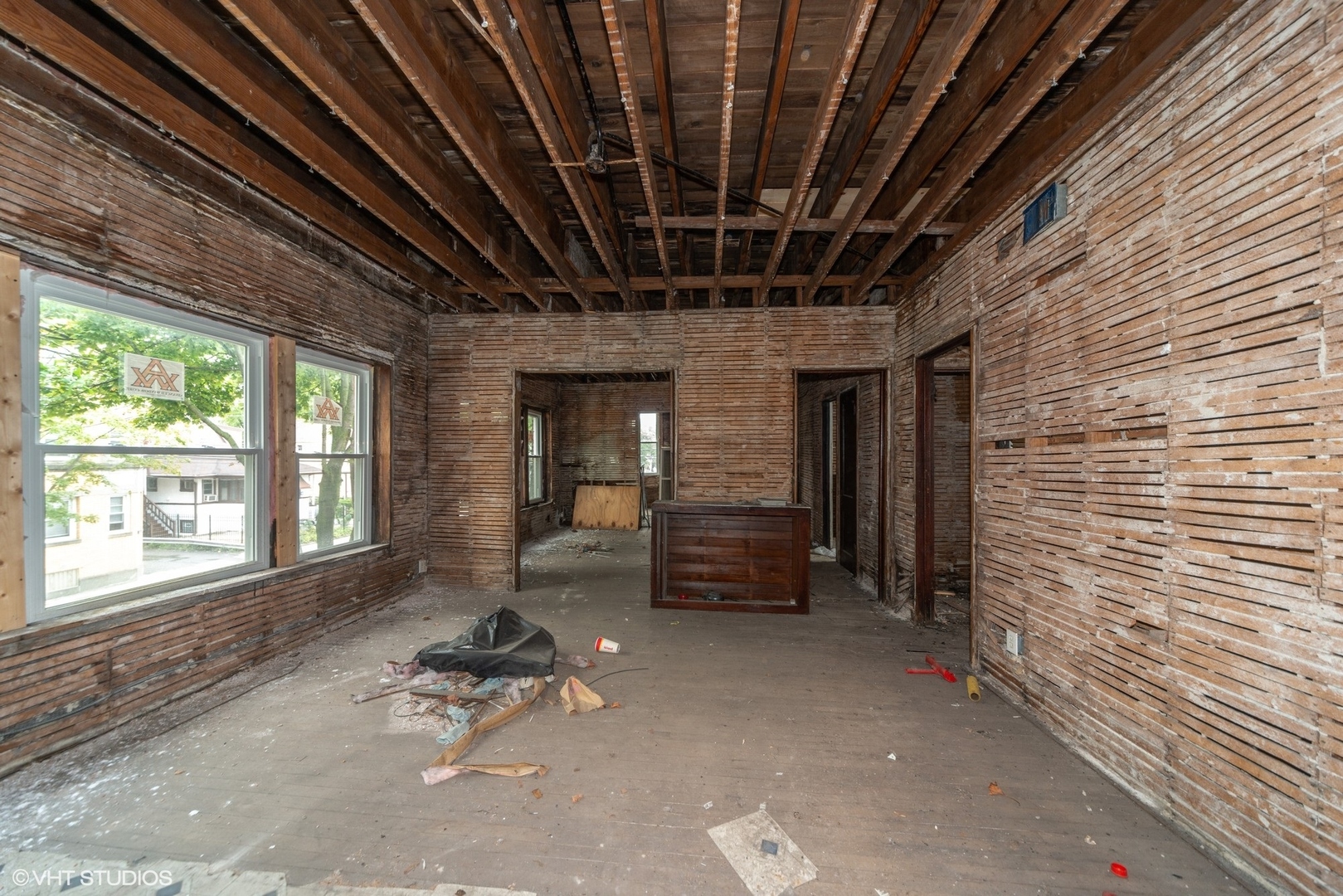 5256 W Chicago Avenue, Chicago, IL 60651