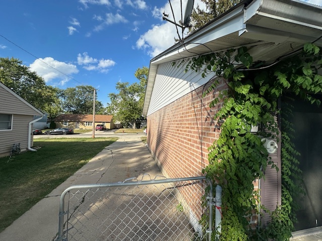 735 Geneva Avenue, Romeoville, IL 60446