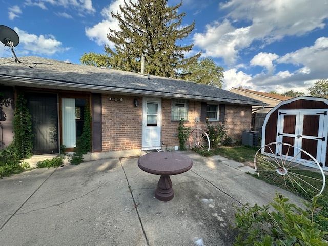 735 Geneva Avenue, Romeoville, IL 60446