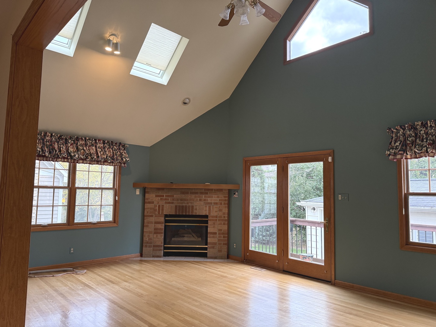 530 W 6th Street, Hinsdale, IL 60521