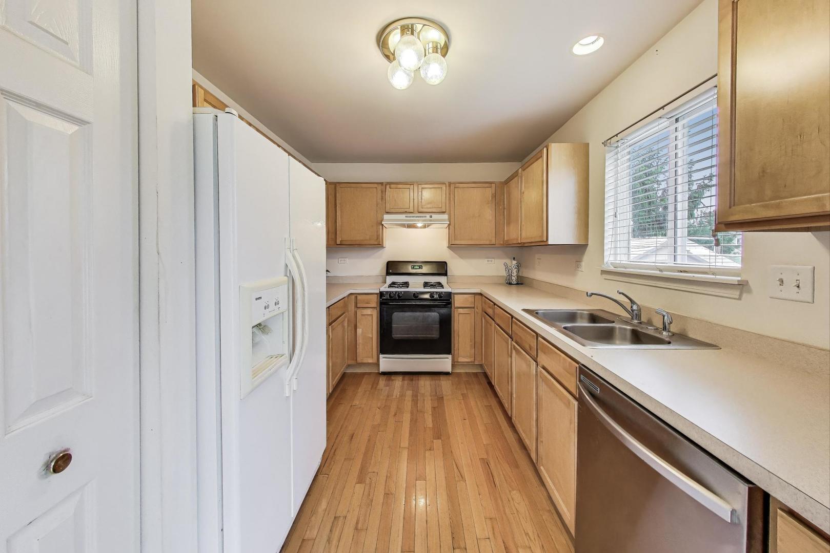 2922 Discovery Drive, Plainfield, IL 60586