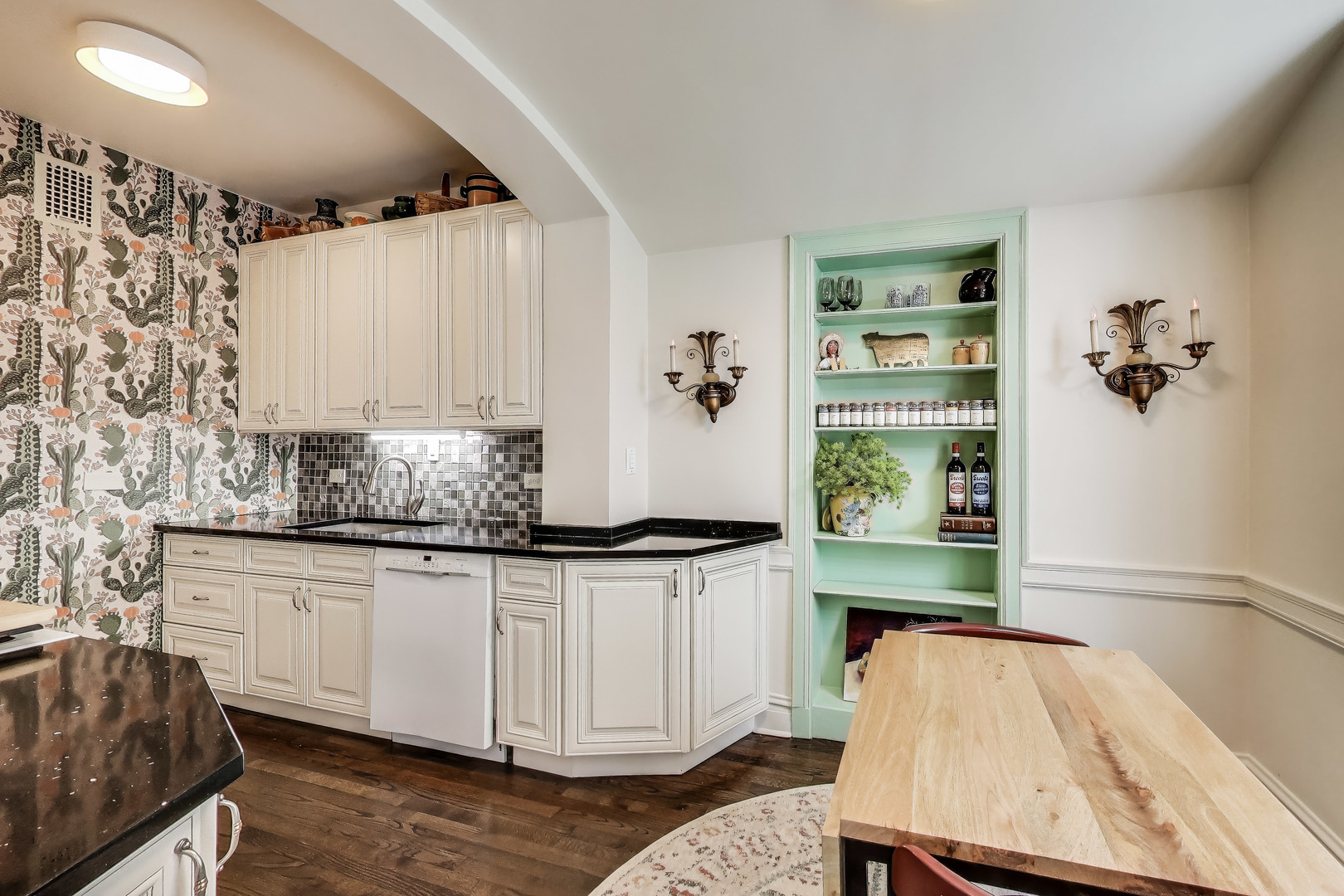 1255 N STATE Parkway #2E-3E, Chicago, IL 60610