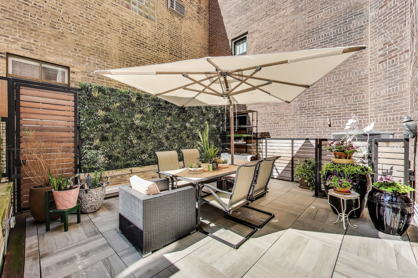 1255 N STATE Parkway #2E-3E, Chicago, IL 60610