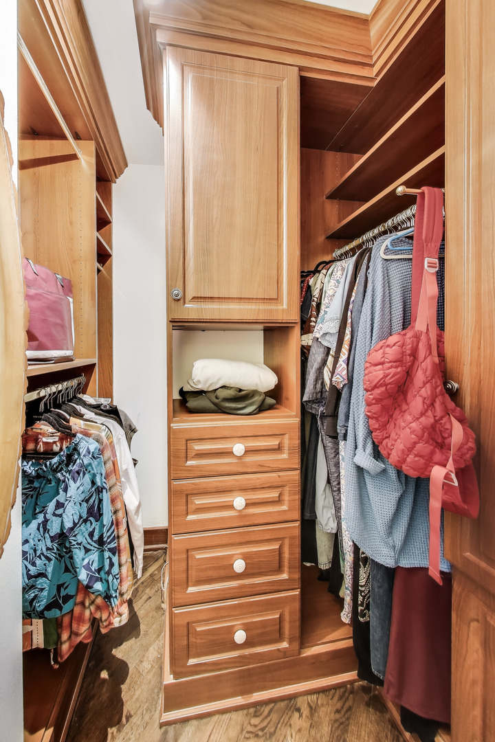 1255 N STATE Parkway #2E-3E, Chicago, IL 60610