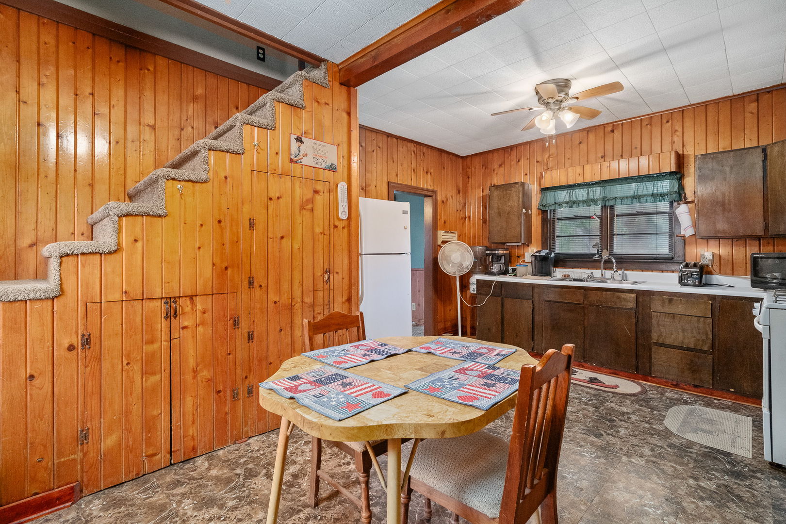 598 Illinois Street, Marseilles, IL 61341