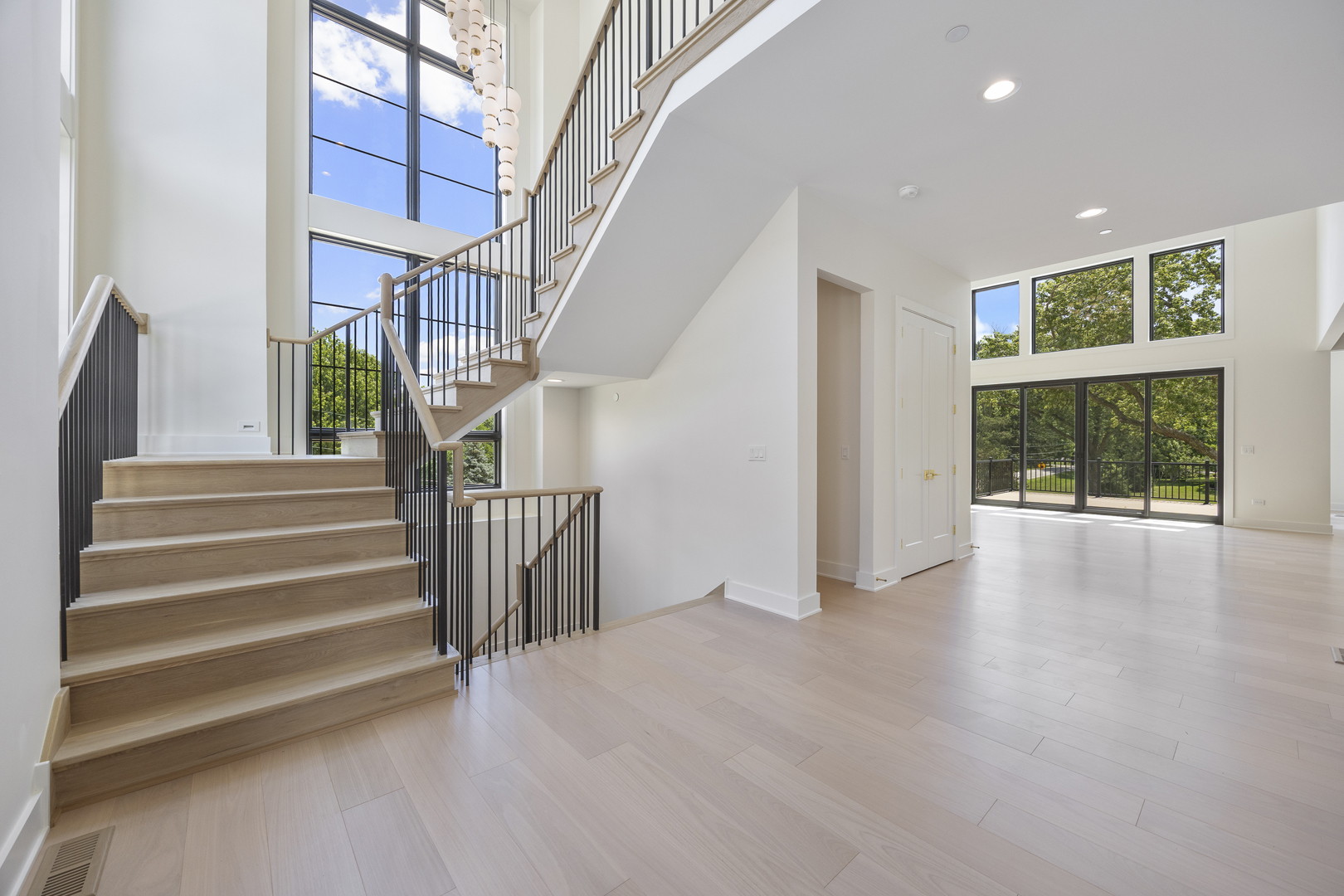 25846 W Prairie Hill Lane, Plainfield, IL 60585