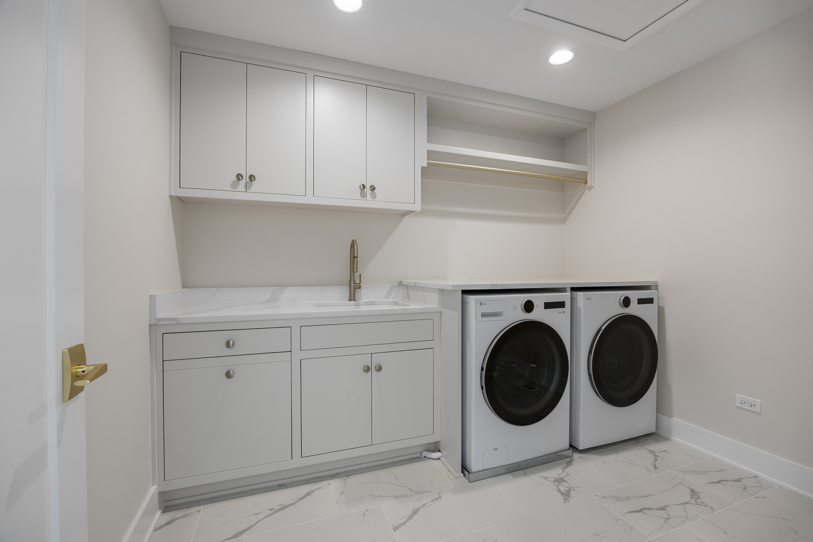 25846 W Prairie Hill Lane, Plainfield, IL 60585