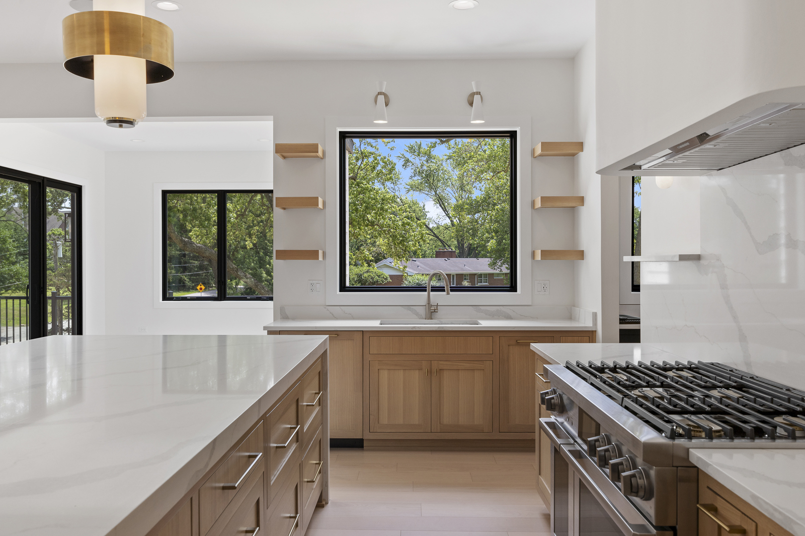 25846 W Prairie Hill Lane, Plainfield, IL 60585