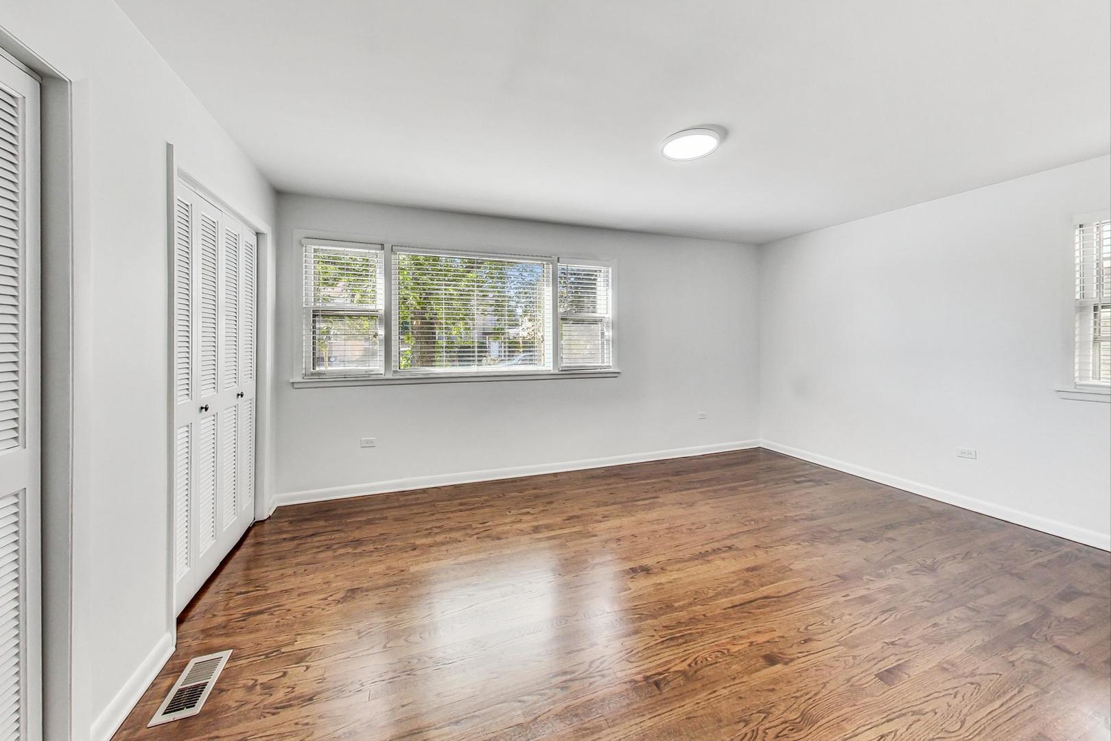 1108 Fortuna Avenue #1, Park Ridge, IL 60068