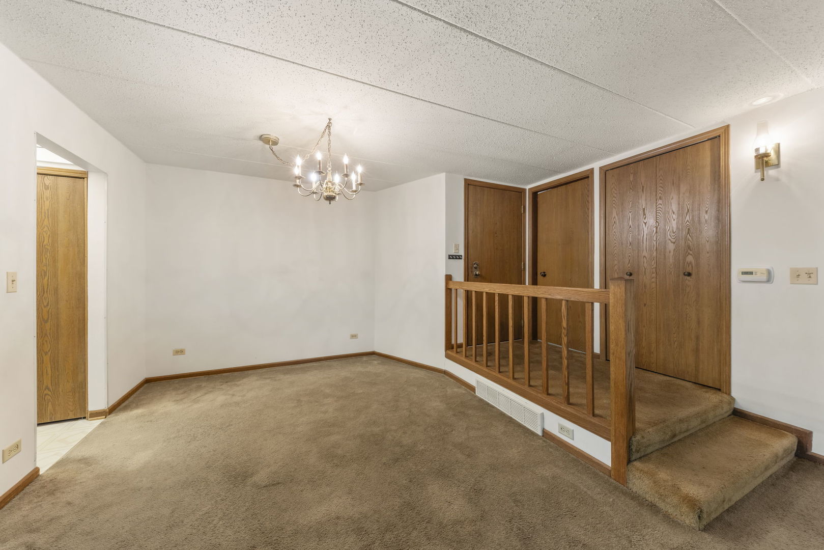 393 Duane Street #203, Glen Ellyn, IL 60137