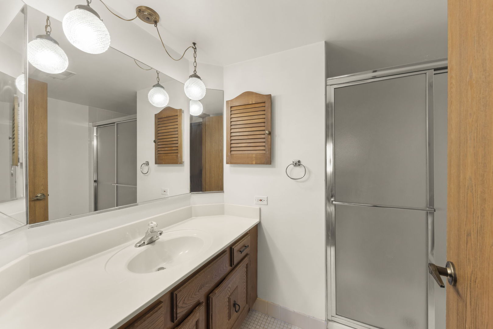 393 Duane Street #203, Glen Ellyn, IL 60137