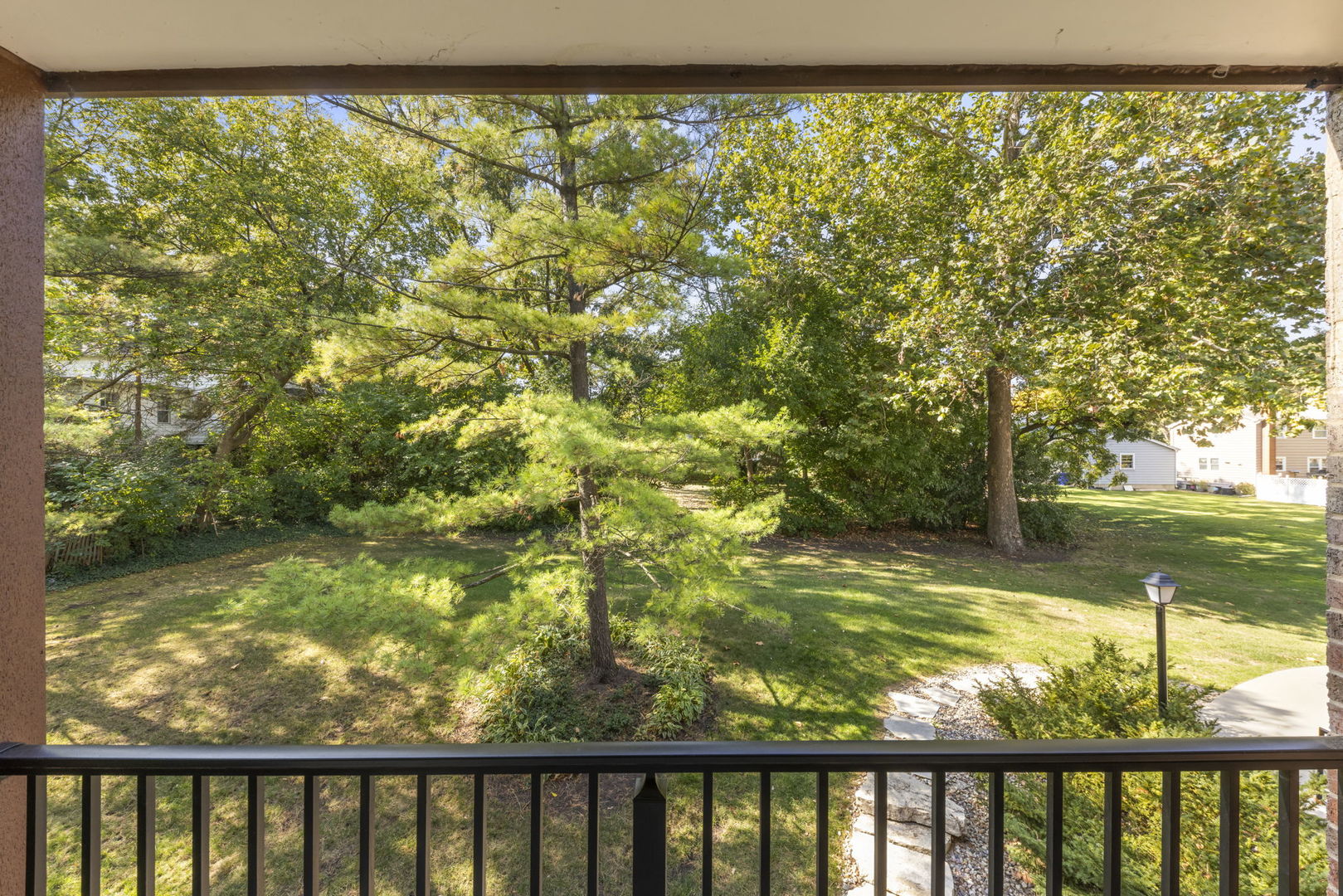 393 Duane Street #203, Glen Ellyn, IL 60137