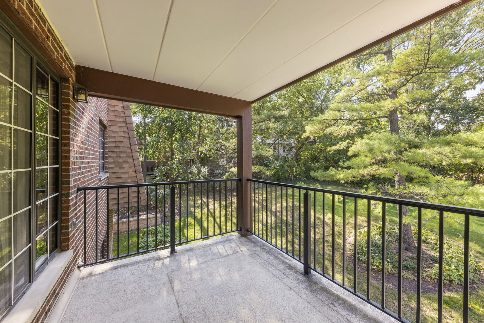 393 Duane Street #203, Glen Ellyn, IL 60137
