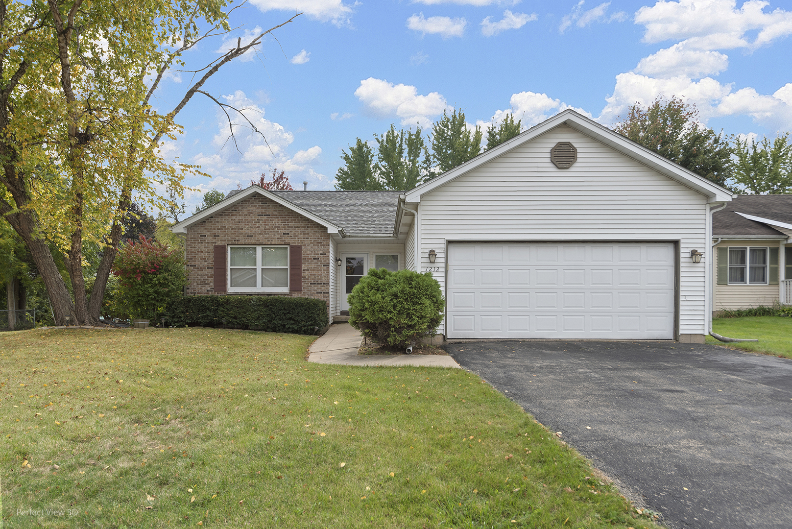 1212 Loren Drive, DeKalb, IL 60115