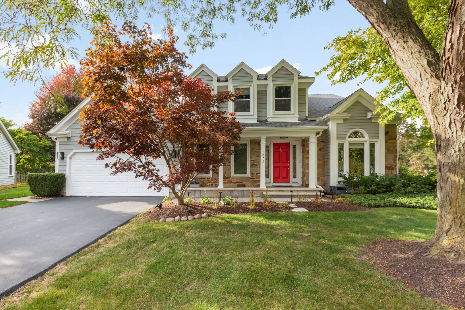 1272 Sandhurst Drive, Buffalo Grove, IL 60089