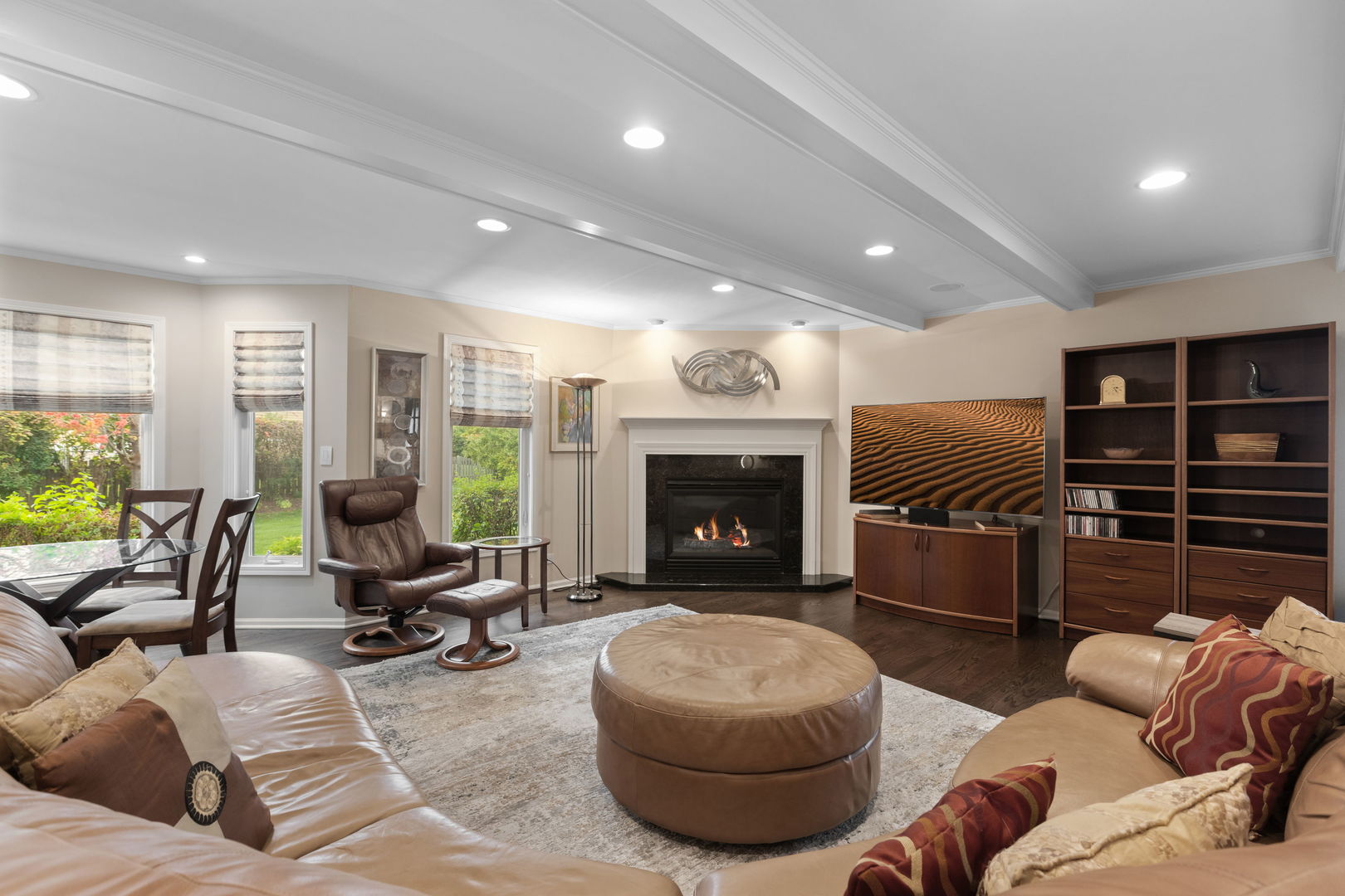 1272 Sandhurst Drive, Buffalo Grove, IL 60089