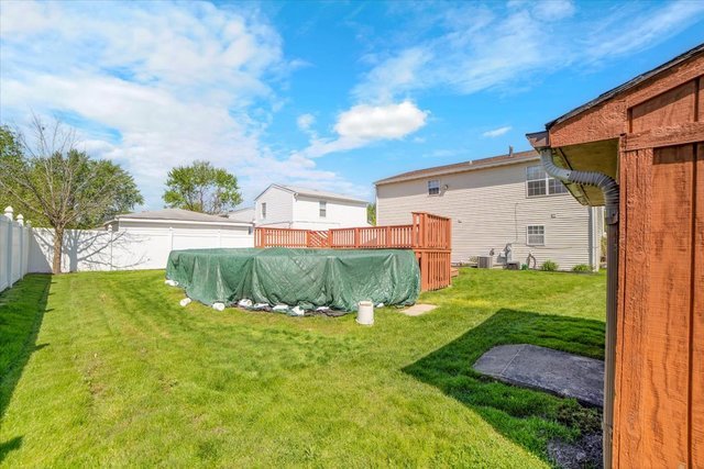 8049 W Norwood Drive, Frankfort, IL 60423